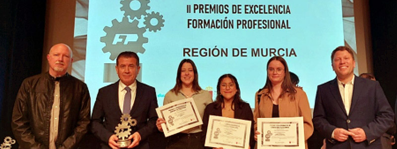 CIFEAS : Centros Integrados de Formación y Experiencias Agrarias. Centros de Referencia y de Excelencia Educativa Agroalimentaria en la Región de Murcia